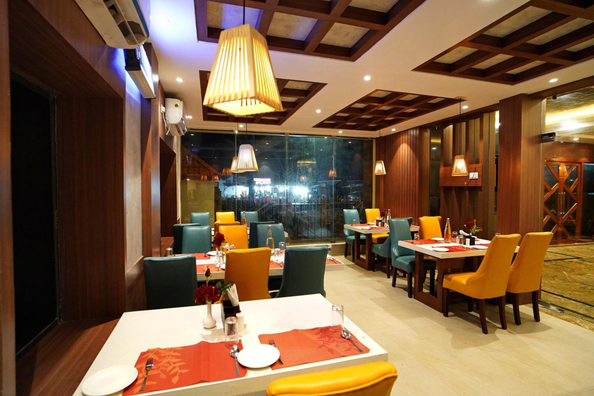 Royal Sea View !! Beach Front With Free Wifi !! Digha  Exterior photo