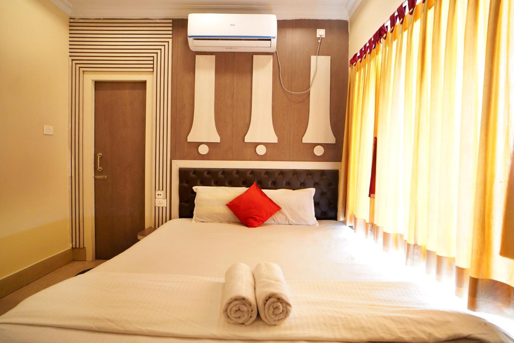 Royal Sea View !! Beach Front With Free Wifi !! Digha  Exterior photo